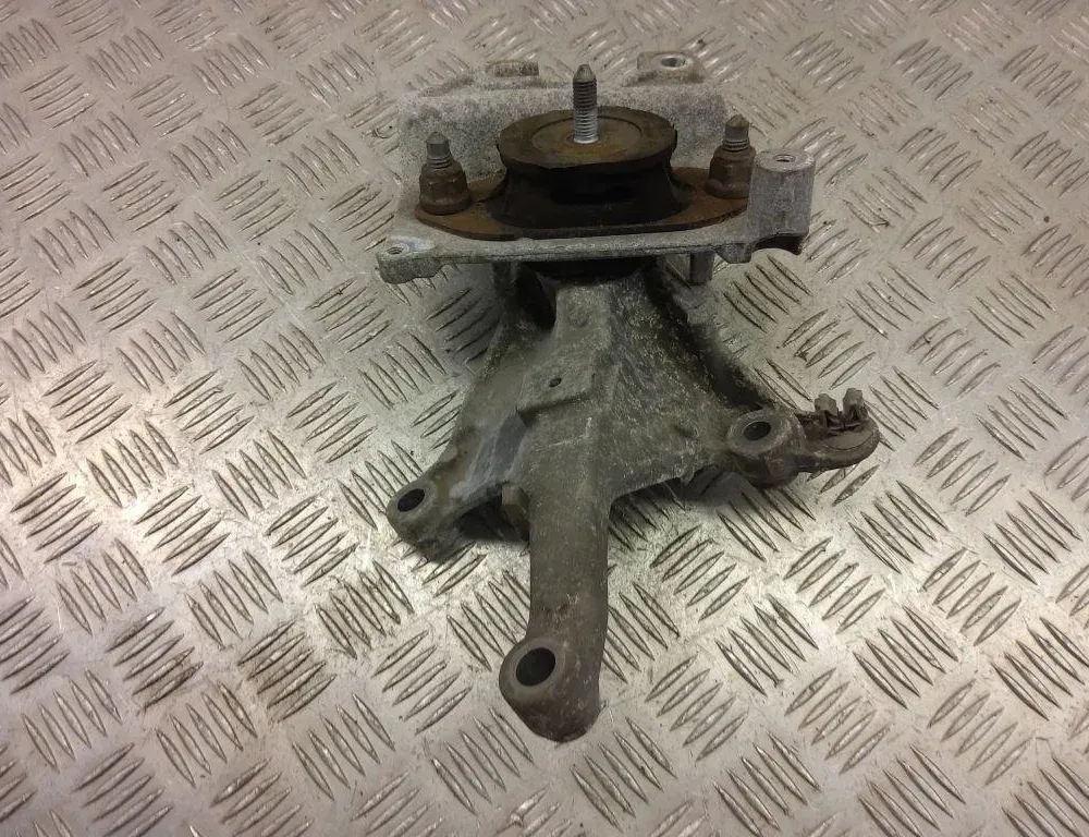 RENAULT Captur 1 generation (2013-2019) Front engine mount 112533062R 31001464