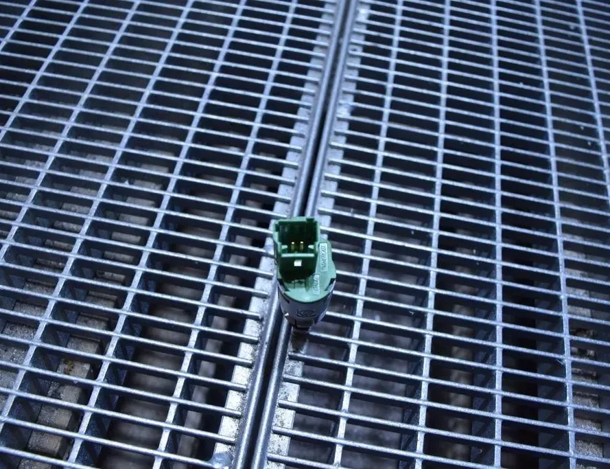 RENAULT Clio 4 generation (2012-2020) Brake Pedal Sensor 8200276360D 33221292