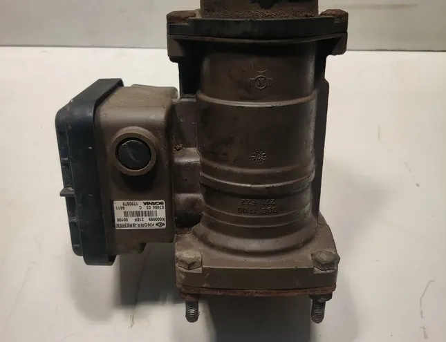 SCANIA P,G,R,T - series (2003-present) Zawór sterujący przyczepy 1790879 23499199