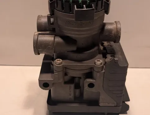 SCANIA P,G,R,T - series (2003-present) Modulator EBS 2653379 33493795