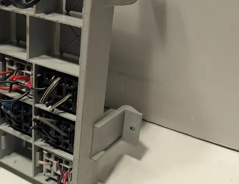 SCANIA P,G,R,T - series (2003-present) Skrzynka bezpiecznikowa 2096304 33572055