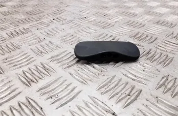 AUDI A1 8X (2010-2020) Dysza do szyby przedniej 8X0955987 34710969