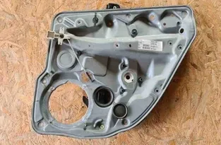 VOLKSWAGEN Golf 4 generation (1997-2006) Podnośnik szyby tylnych prawych drzwi 1J4839756E,1J4839730,1J4839730G 32712923