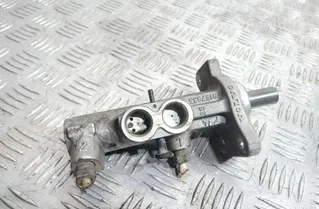 VOLVO V70 2 generation (2000-2008) Cylinder hamulca 9157933 31400100