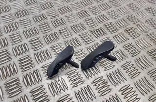 AUDI A1 8X (2010-2020) Dysza do szyby przedniej 8x0955987 33489466