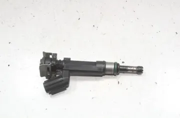 NISSAN Juke YF15 (2010-2020) Fuel Injector 33523243