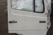 MERCEDES-BENZ LK/LN2 (1984-1998) Przednie prawe drzwi 6737200905,A6737200905,A6737200905 14286473
