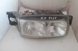 RENAULT TRUCKS Midlum (2000-present) Przedni prawy reflektor 04HCR3002A,66918160 15355790