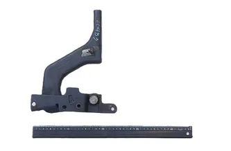 VOLVO FMX II (2012-present) Zawias maski przedni prawy 84104144 31967112