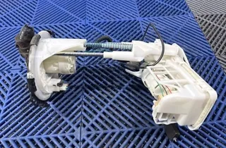 TOYOTA C-HR 1 generation (2016-2023) W Zbiornikowej Pompie Paliwa 7LKB136,77020F4010 34771502