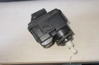 AUDI A6 C6/4F (2004-2011) Headlamp leveling motor 4B0941295 33857543