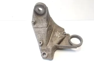 VOLKSWAGEN Passat B5 (1996-2005) Engine Bracket Right Side 8D0399114S 31246659