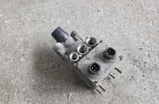 MERCEDES-BENZ ATEGO (1998-2004) Zawór hamulcowy 4800010100 34268186