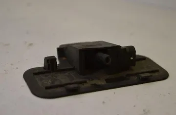 MERCEDES-BENZ E-Class W211/S211 (2002-2009) Dysza do szyby przedniej 2108602047 31903239