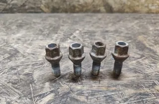 DACIA Logan 2 generation (2013-2020) Bolts 34630304