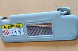 DACIA Sandero 2 generation (2013-2020) Prawa osłona przeciwsłoneczna 964000782R 34673485