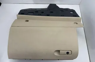 VOLKSWAGEN Touareg 2 generation (2010-2018) Pudełko na rękawiczki 7P1857097 34976108