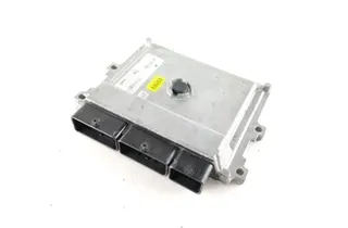 DACIA Logan 2 generation (2013-2020) Engine Control Unit ECU 237102803R 31919714