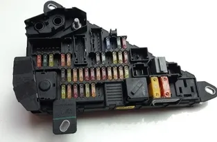 BMW 5 Series E60/E61 (2003-2010) Skrzynka bezpiecznikowa M5146,6906558 35109425