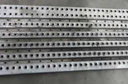 MAN TGS (2007-present) Wykończenie ramy aluminiowej 30207059