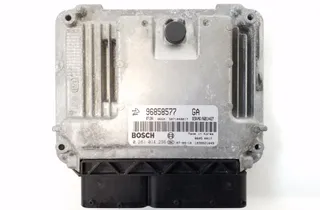 CHEVROLET Captiva 1 generation (2006-2018) Engine Control Unit ECU 96858577 35107192