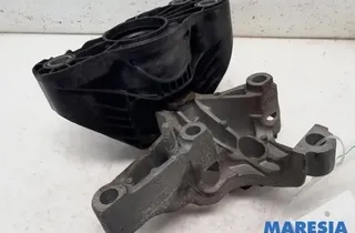 RENAULT Clio 4 generation (2012-2020) Left Side Engine Bracket 113756731R,113758078R,112845638R 27296447