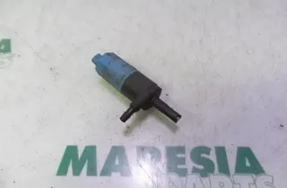 RENAULT Espace 4 generation (2002-2014) Dysza do szyby przedniej 8200331654 27778663