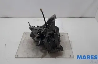 RENAULT Clio 4 generation (2012-2020) Gearbox 320106364R,8201725410,320100969R 28444417