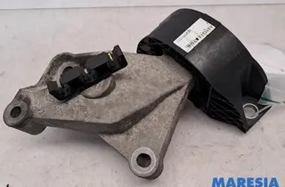 RENAULT Captur 1 generation (2013-2019) Left Side Engine Bracket 113752043R,112844547R,113758313R 29049902