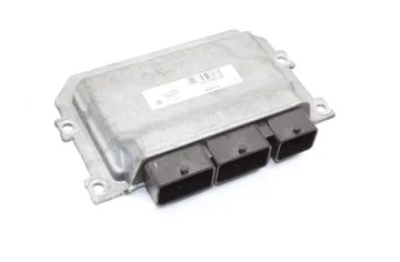 RENAULT Clio 4 generation (2012-2020) Jednostka sterująca silnika ECU 237108979R 32957817