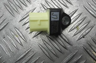 TOYOTA C-HR 1 generation (2016-2023) 89831F4020 23431042