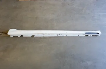 BMW 7 Series G11/G12 (2015-2023) Prawa plastikowa osłona listwy bocznej 8065170,8059980,7853912,7370180 35106403