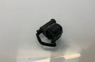 MERCEDES-BENZ E-Class W211/S211 (2002-2009) Dysza do szyby przedniej 30373842