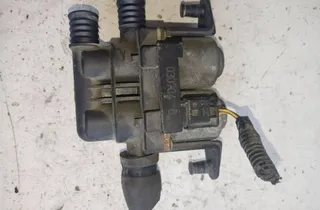 BMW 5 Series E39 (1995-2004) Heating radiator valve 6412837499502 34694353