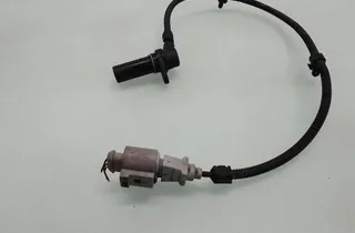 VOLKSWAGEN Golf 5 generation (2003-2009) Crankshaft Position Sensor 045957147 35097442