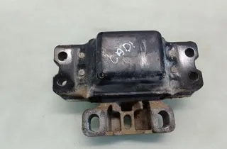 VOLKSWAGEN Caddy 3 generation (2004-2015) Przednie mocowanie silnika 35084372