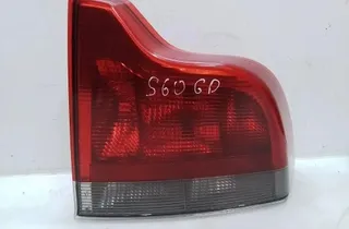 VOLVO S60 1 generation (2000-2009) Tylna prawa lampa tylna 35098257
