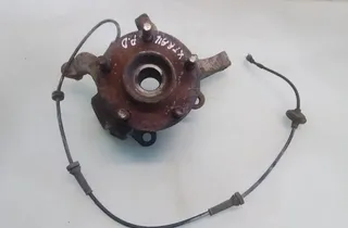 NISSAN X-Trail T30 (2001-2007) Piasta przedniego prawego koła 35072224