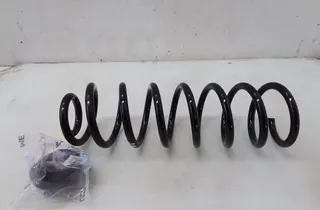 AUDI A4 B5/8D (1994-2001) Sprężyna śrubowa tylna prawa 35087828