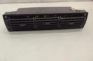 AUDI A6 C4/4A (1994-1997) Center console air vents 4A1820951 35097396