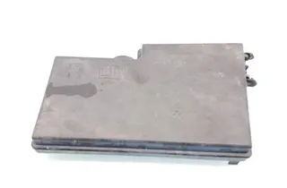 VOLVO V50 1 generation (2003-2012) Fuse Box Cover 318818127 35075026