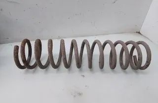 AUDI 80 B3 (1986-1992) Sprężyna śrubowa tylna prawa 35093593