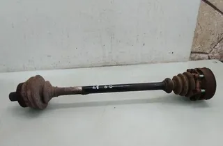 AUDI A8 D2/4D (1994-2002) Tylny prawy wał napędowy 35072242