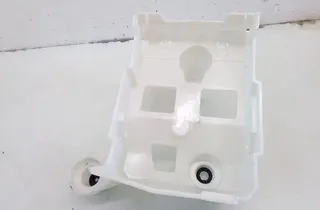 PEUGEOT 2008 2 generation (2019-2023) Fuse Box Cover 9826238280 35100505