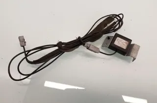 NISSAN Primera P12 (2001-2008) Wzmacniacz antenowy z pokrywą bagażnika 25975AV620 35086059