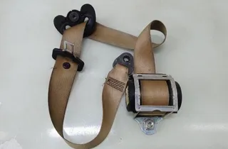 BMW 5 Series E60/E61 (2003-2010) Prawy przedni pas bezpieczeństwa 601629600 35096771