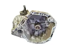 RENAULT Clio 4 generation (2012-2020) Gearbox 321016454R 27120031