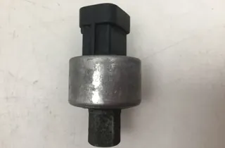 OPEL Vectra C (2002-2005) Conditioner Pressure Sensor 90506752 34828394