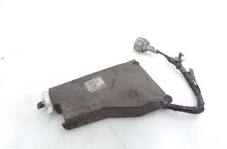 NISSAN Navara D23 (2015-2023) Blokada pokrywy zbiornika paliwa 35110831