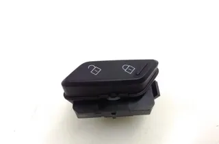 MAZDA CX-30 1 generation (2019-2023) Przełącznik centralnego zamka BDGG66660 35110569